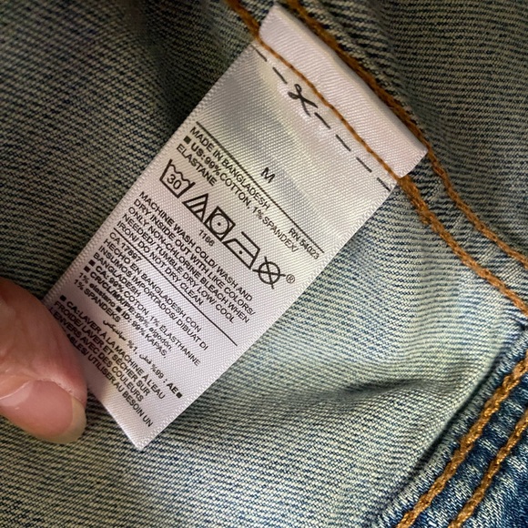 Old Navy Jean Jacket - Picture 9 of 9